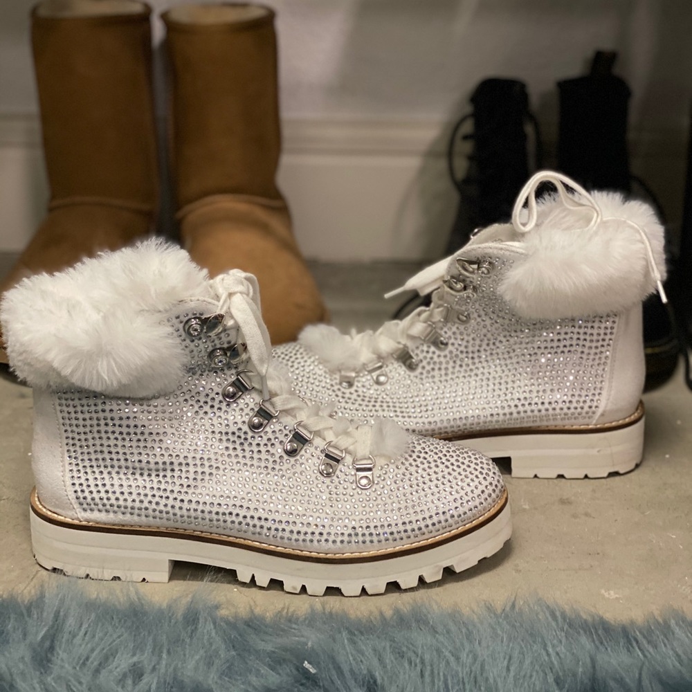 Bedazzled boots!!